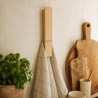 Foto de ambiente: Cocina de estilo rústico con pared de azulejo crema